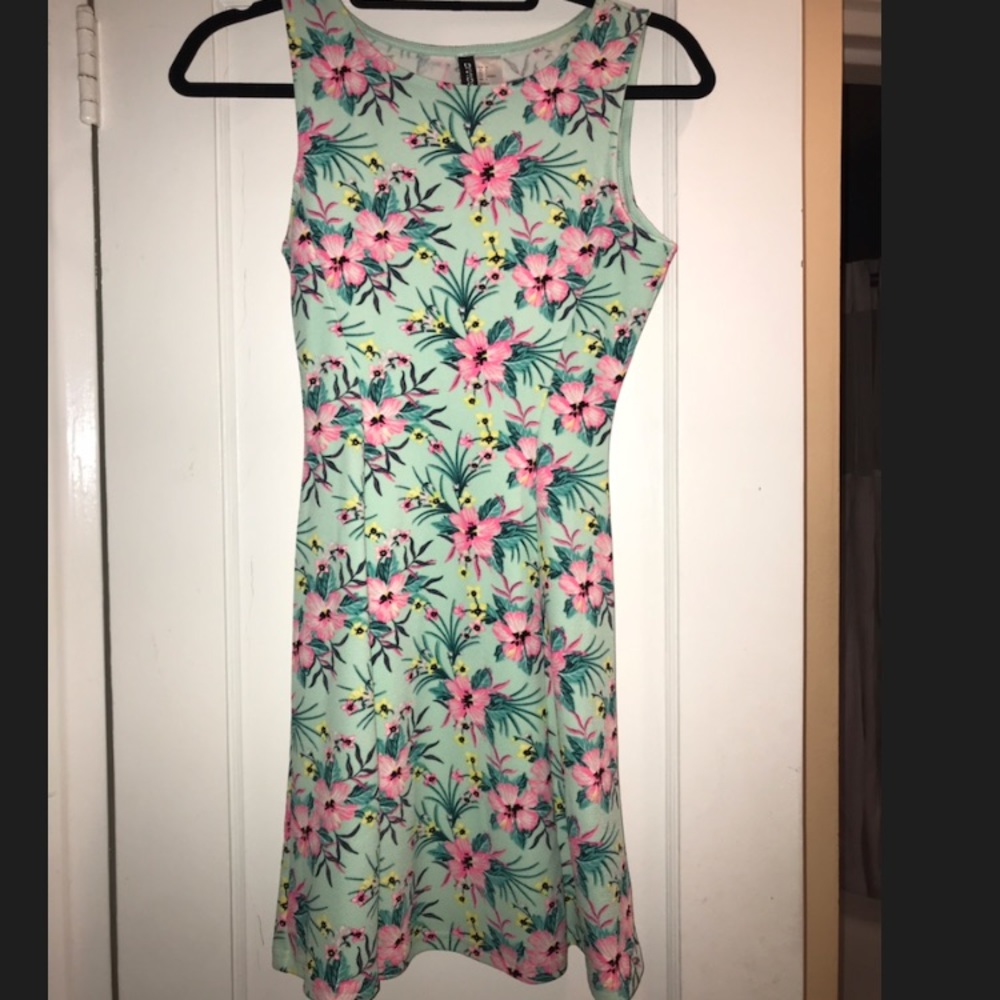 Brand new Mint floral dress